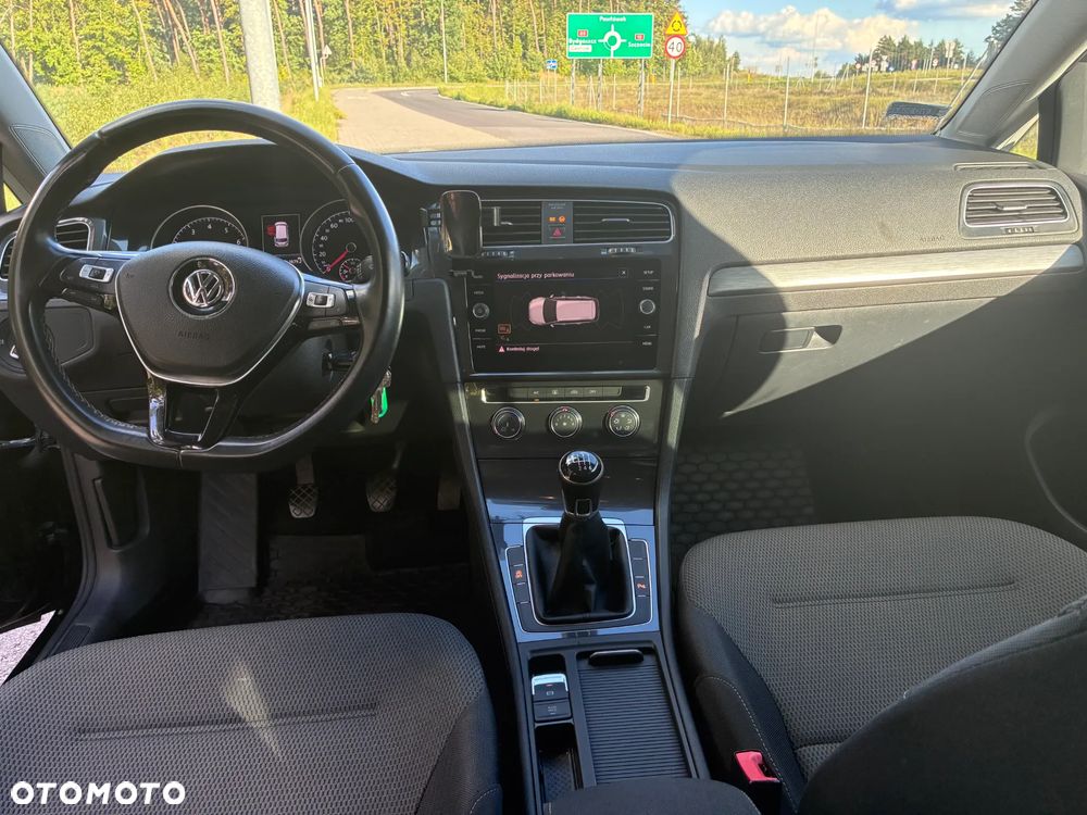 Volkswagen Golf 1.4 TSI BMT Comfortline - 14