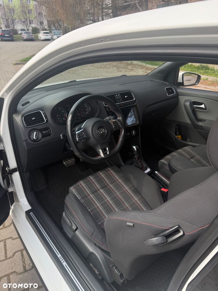 Volkswagen Polo 1.4 TSI GTI DSG - 5