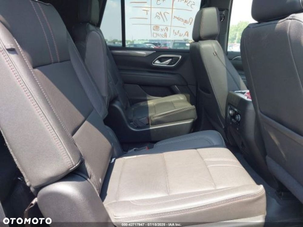 Chevrolet Tahoe - 10