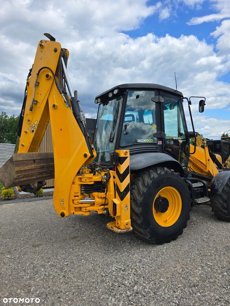 JCB - 12