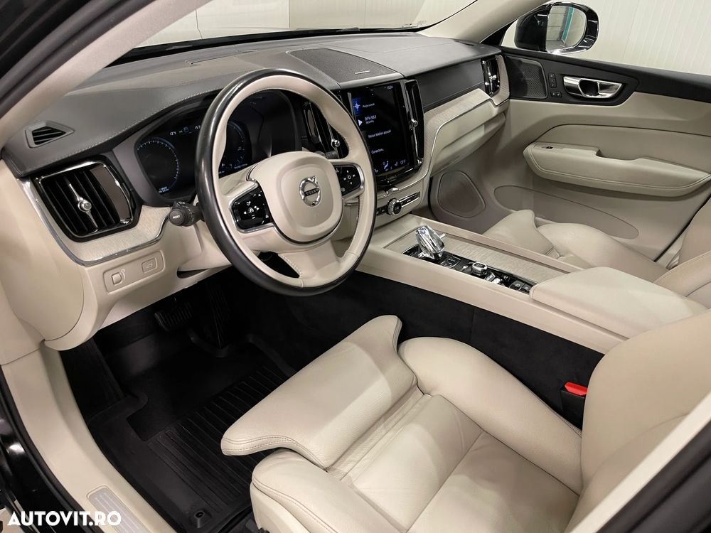 Volvo XC 60 B4 MHEV AWD Inscription - 5