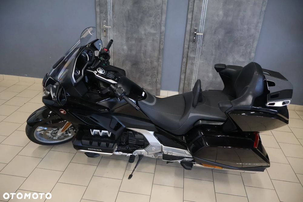 Honda GL - 23