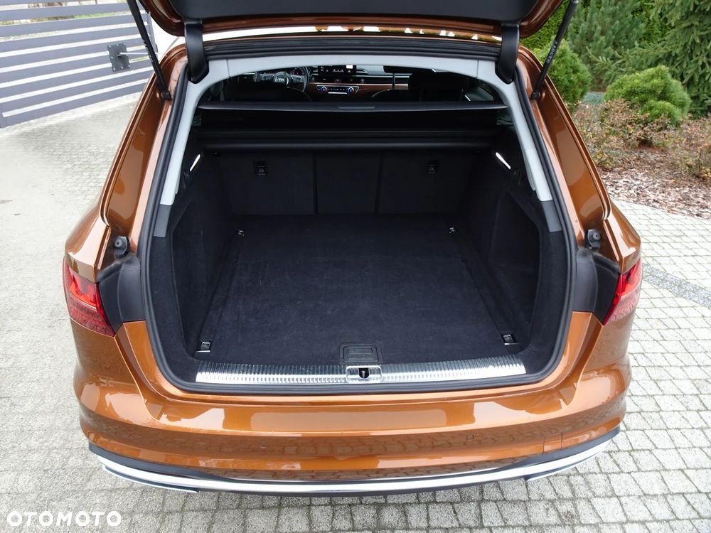Audi A4 Avant - 11