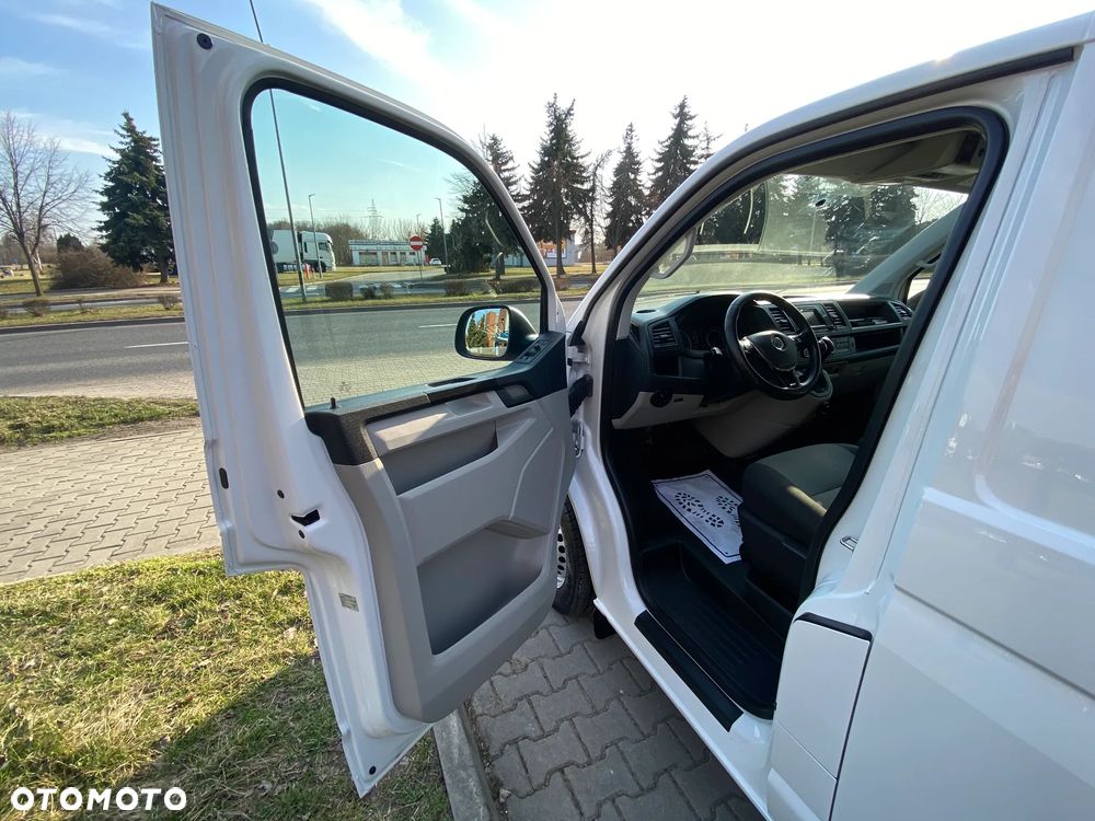 Volkswagen TRANSPORTER 2,0 TDI 140KM DSG L2 DŁUGI NISKI PRZEBIEG - 30