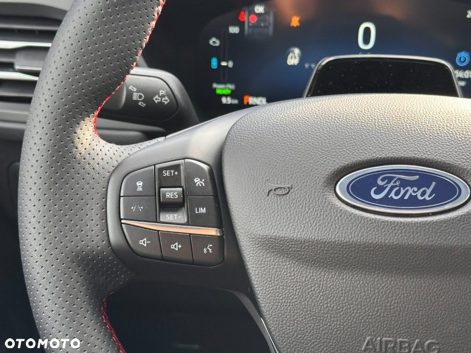 Ford Kuga - 16