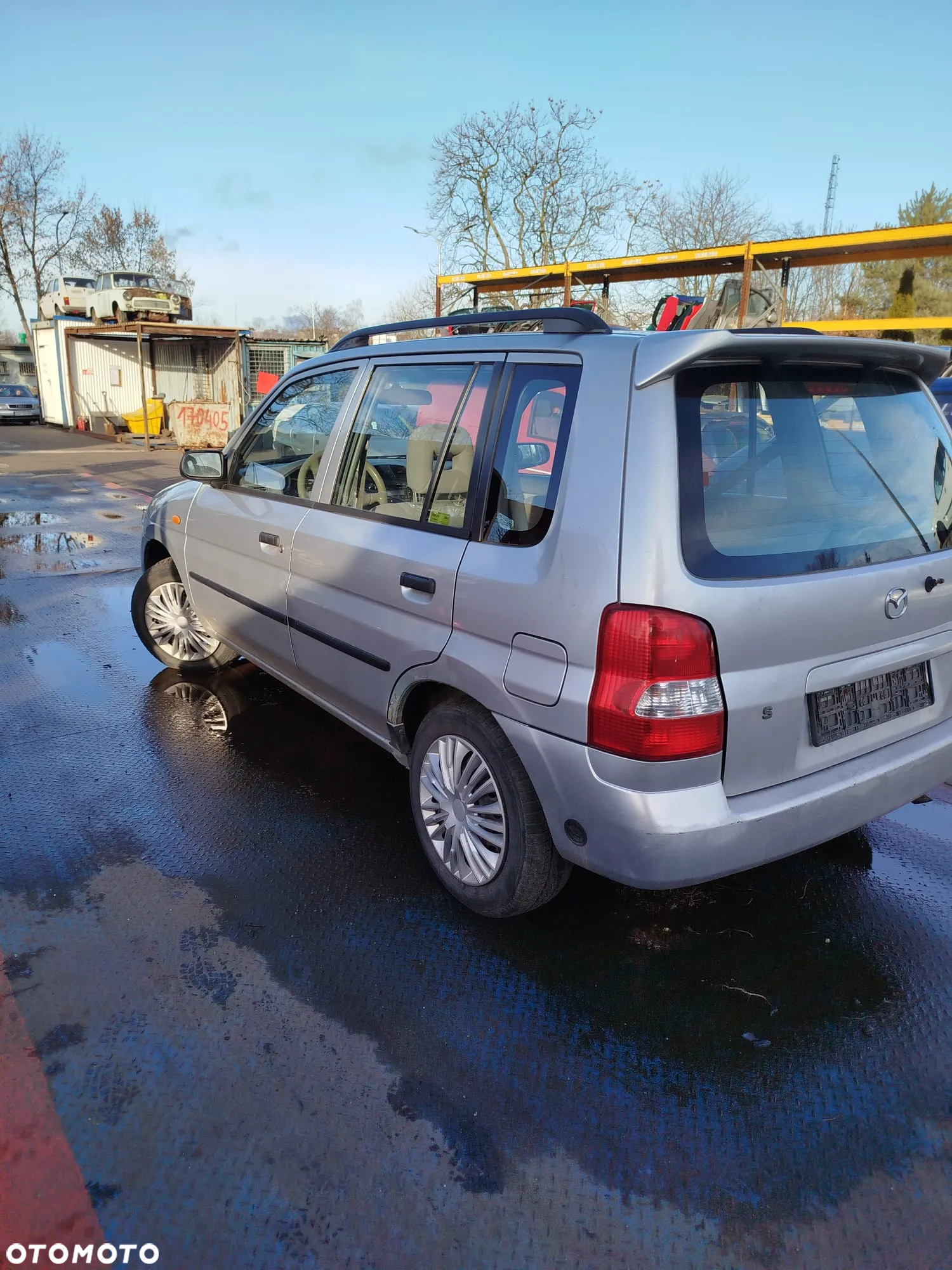 Mazda Demio na części . - 10