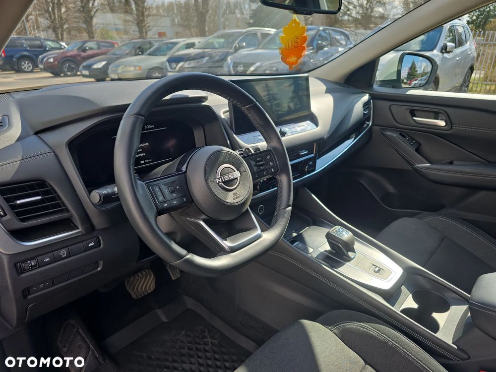 Nissan Qashqai 1.3 DIG-T N-Connecta DCT - 10