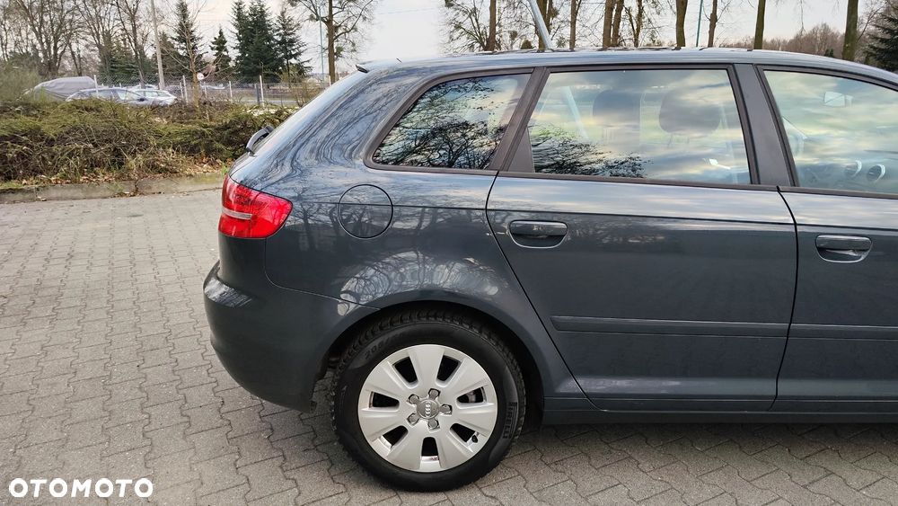Audi A3 Sportback 1.6 Attraction - 10