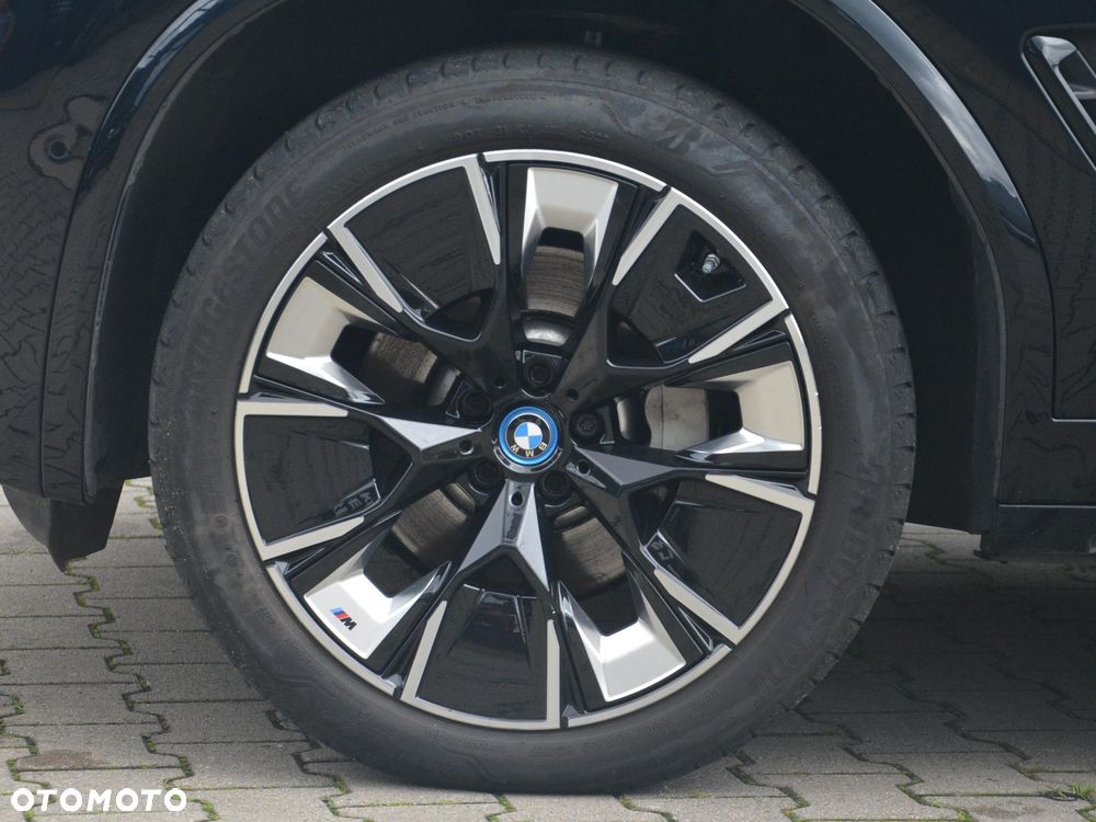 BMW iX3 Impressive - 13