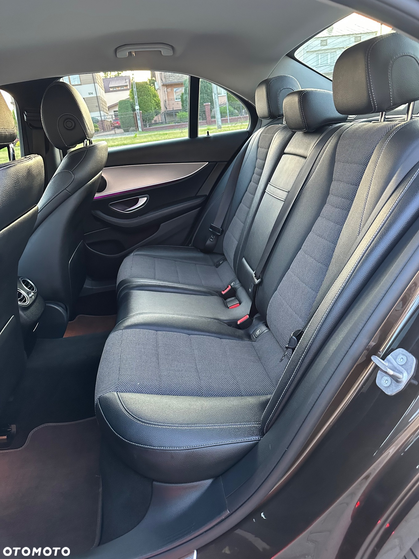 Mercedes-Benz Klasa E 220 d 9G-TRONIC - 9