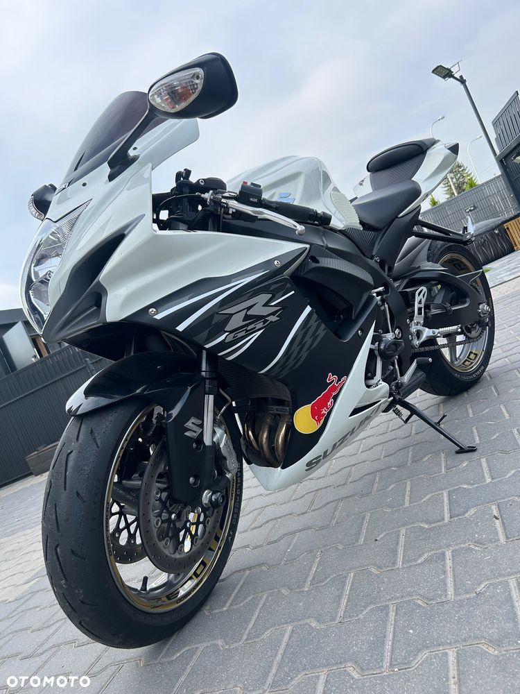 Suzuki GSX-R - 3