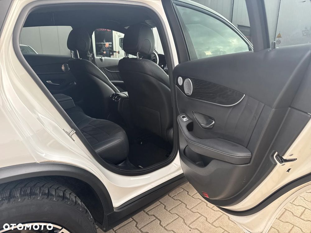 Mercedes-Benz GLC Coupe 250 4-Matic - 18
