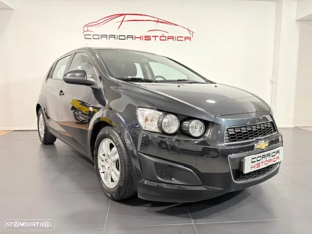 Chevrolet Aveo 1.2 LS - 21