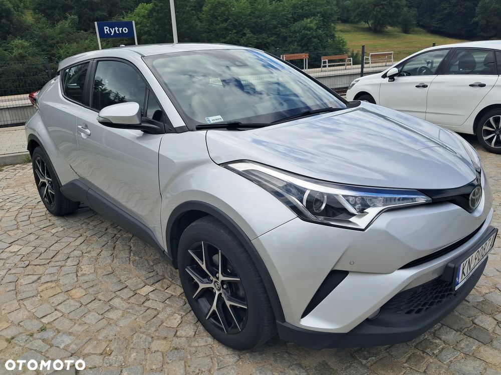 Toyota C-HR 1.2 T Dynamic - 2