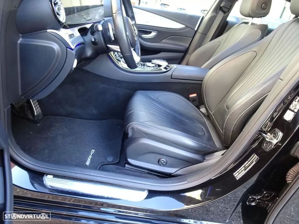 Mercedes-Benz CLS 300 d AMG Line - 21