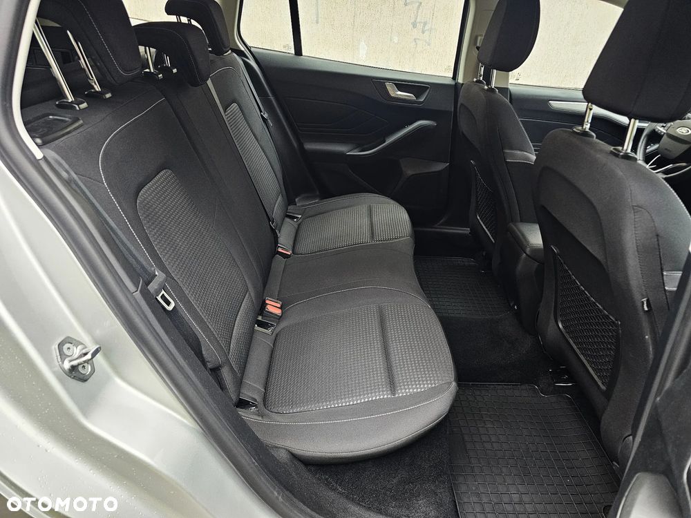 Ford Focus 1.5 EcoBlue SCR Connected - 26