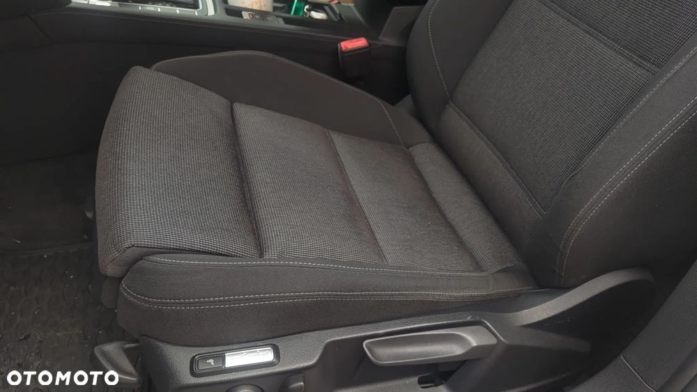Volkswagen Passat 2.0 TDI (BlueMotion Technology) DSG Highline - 13