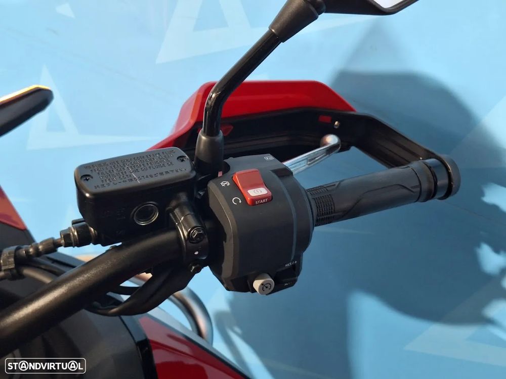 Honda Africa Twin 1100 - 9