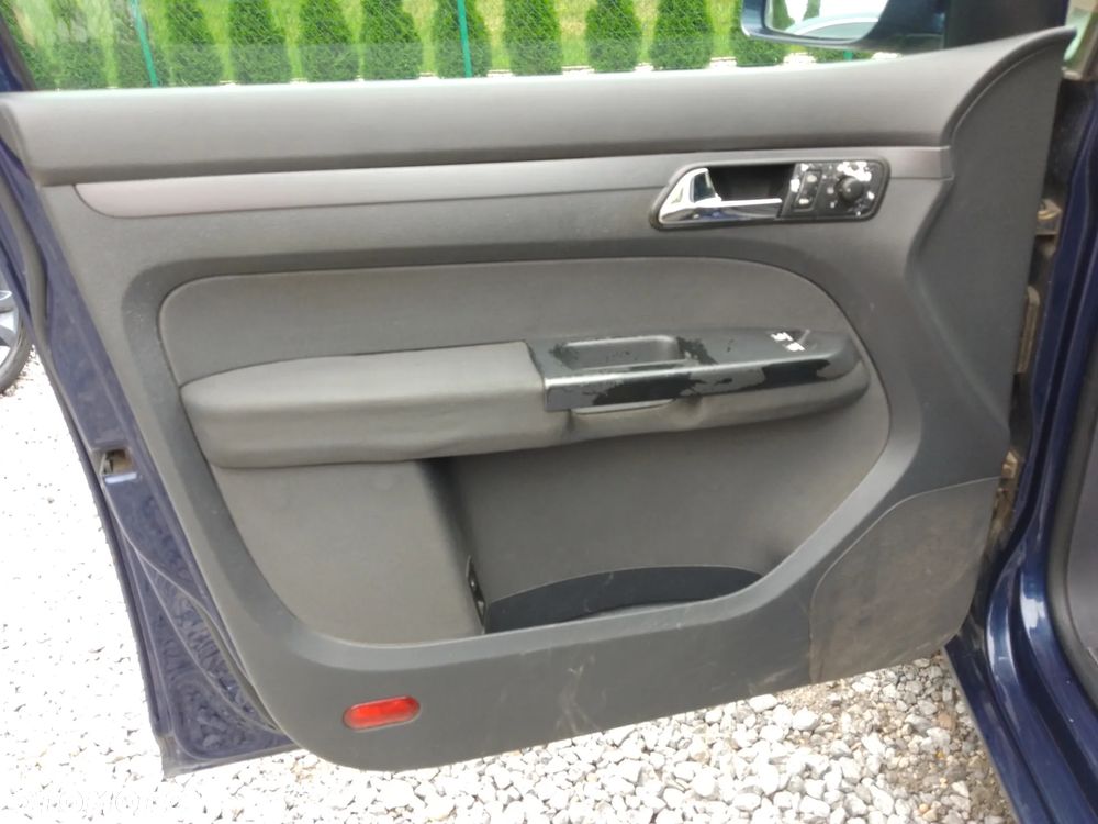 Volkswagen Touran 1.9 TDI - 14