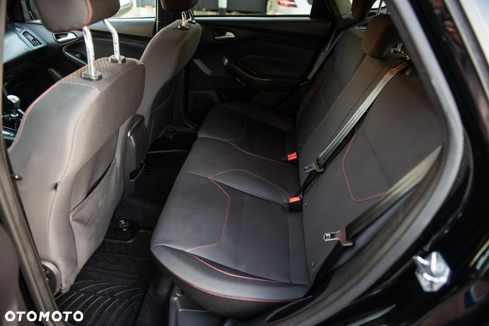 Ford Focus 1.5 EcoBoost ST-Line Red ASS - 24