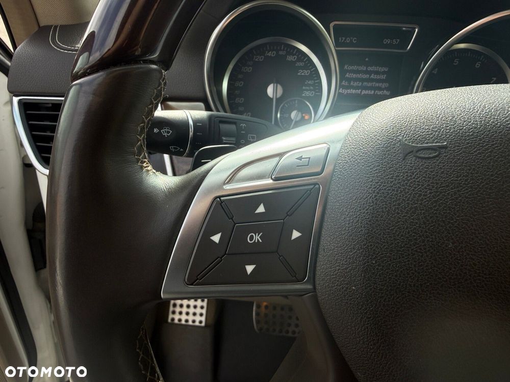 Mercedes-Benz GL - 30