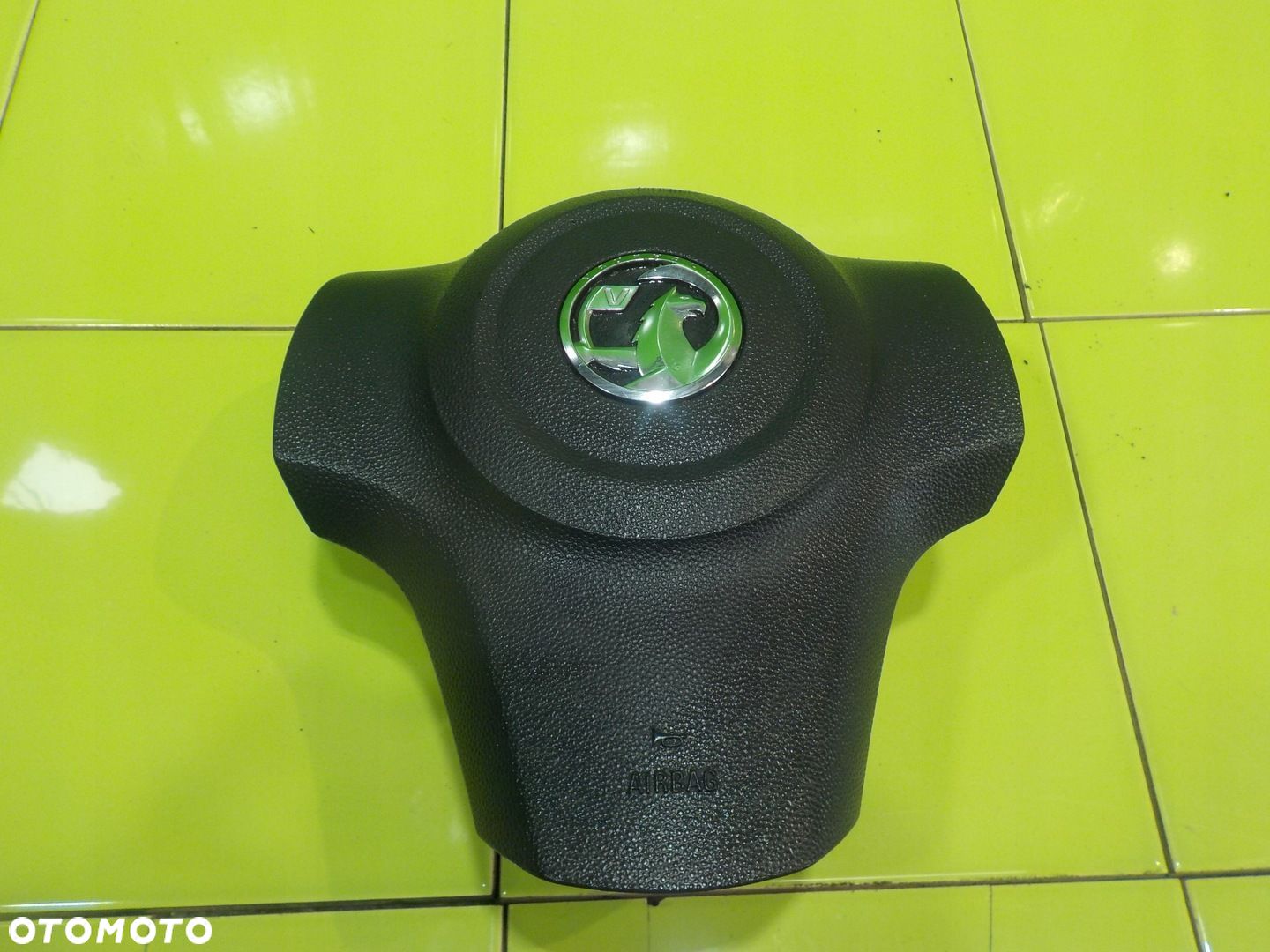 OPEL CORSA D LIFT 14r AIRBAG poduszka kierowcy 13369480 - 1