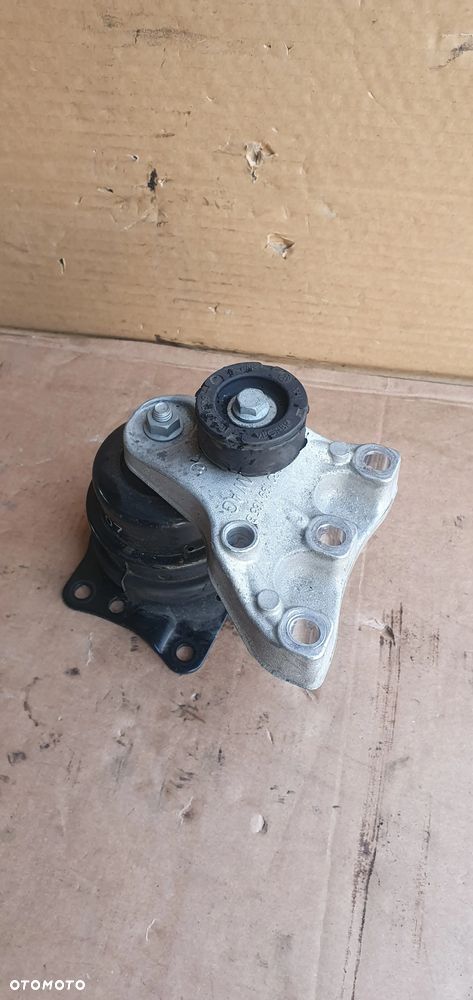 Łapa poduszka silnika Skoda Roomster 1.2 TSI 6Q0199262BF 6Q0199185B - 4