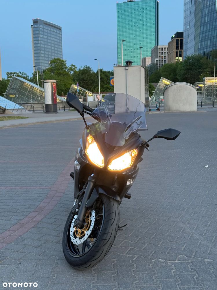 Kawasaki ER - 19