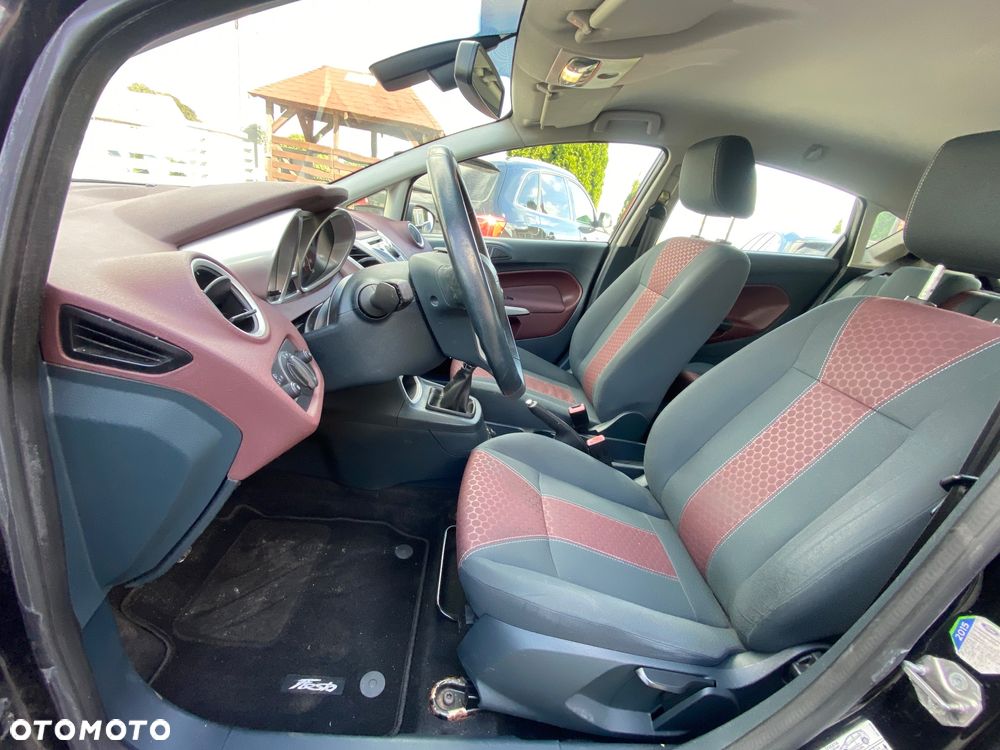Ford Fiesta 1.4 Titanium - 12