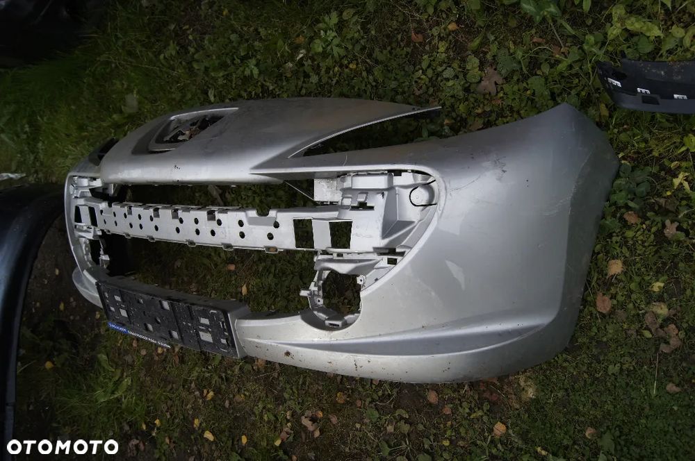 ZDERZAK PRZEDNI PEUGEOT 207 SPORT CC 06-09 - 2