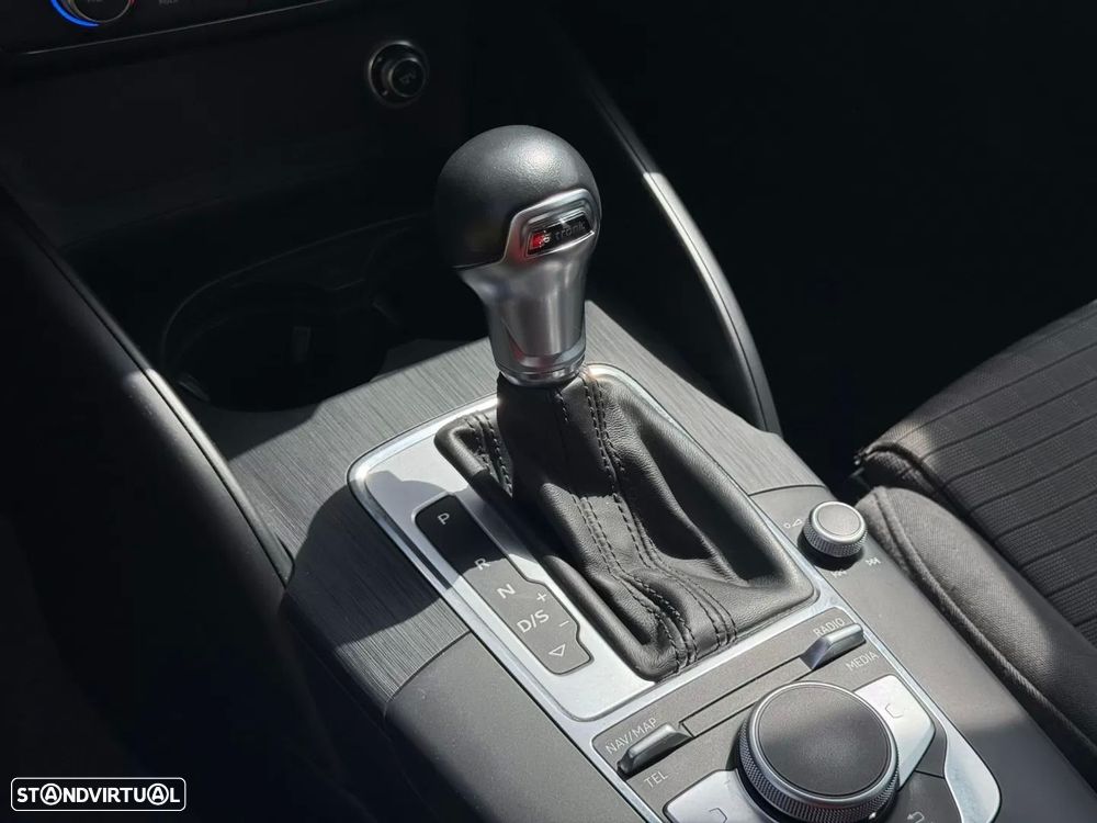 Audi A3 Sportback 1.6 TDI Sport S tronic - 10