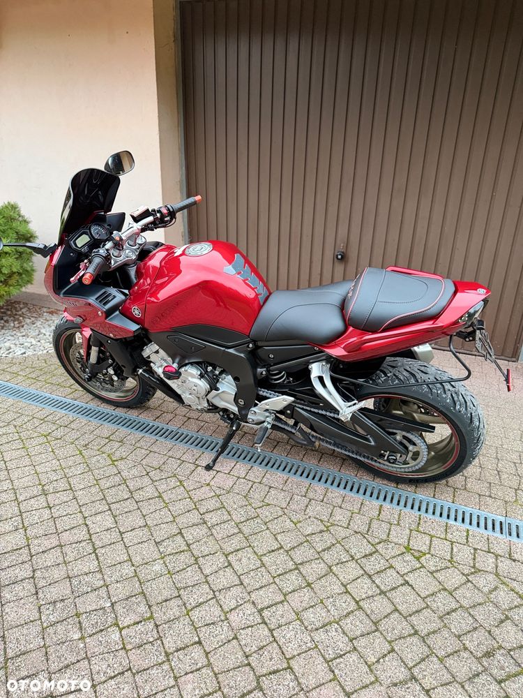 Yamaha FZ - 25
