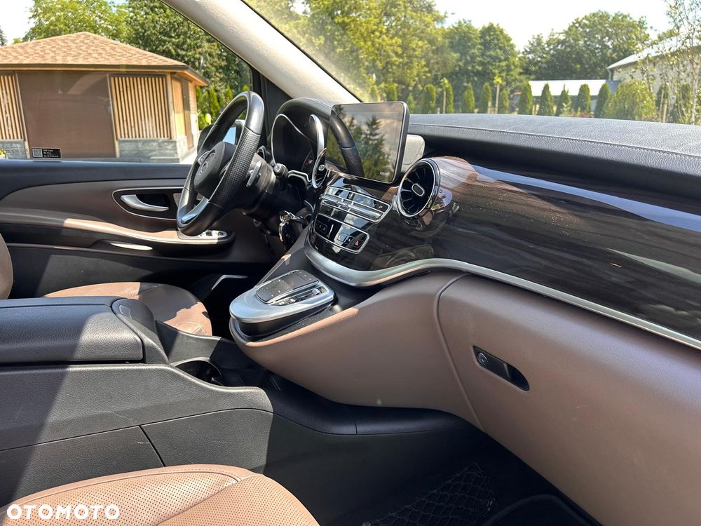 Mercedes-Benz Klasa V 300 d 4-Matic Avantgarde 9G-Tronic (d³ugi) - 32