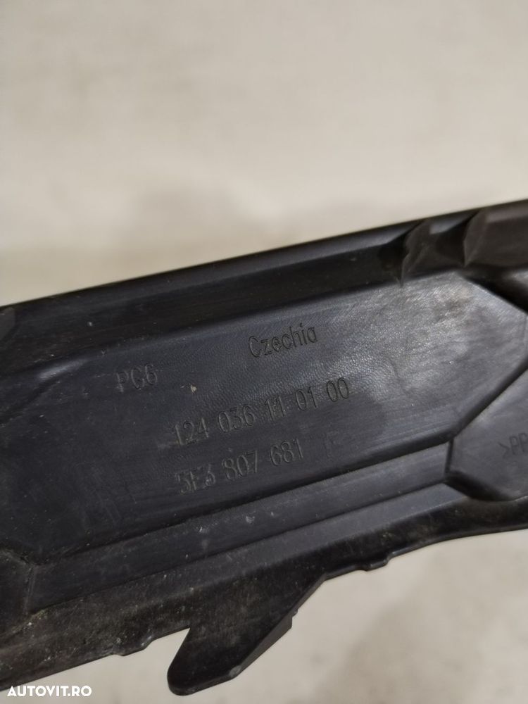 Grila proiector stanga, Skoda Octavia 4, 2020, 2021, 2022, 2023, 2024, cod origine OE 5E3807681. - 6