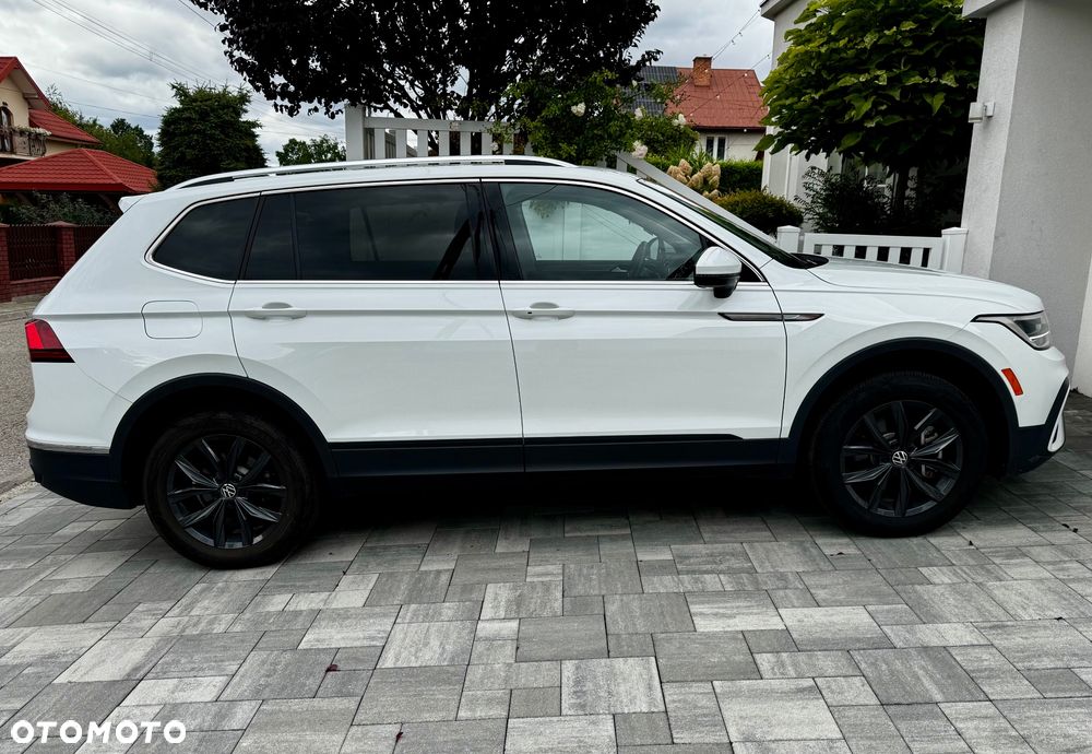 Volkswagen Tiguan - 24