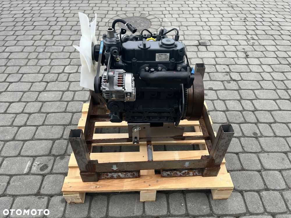 SILNIK Kubota D778 D 778 KOMATSU 3D67E 2A 14500netto - 4