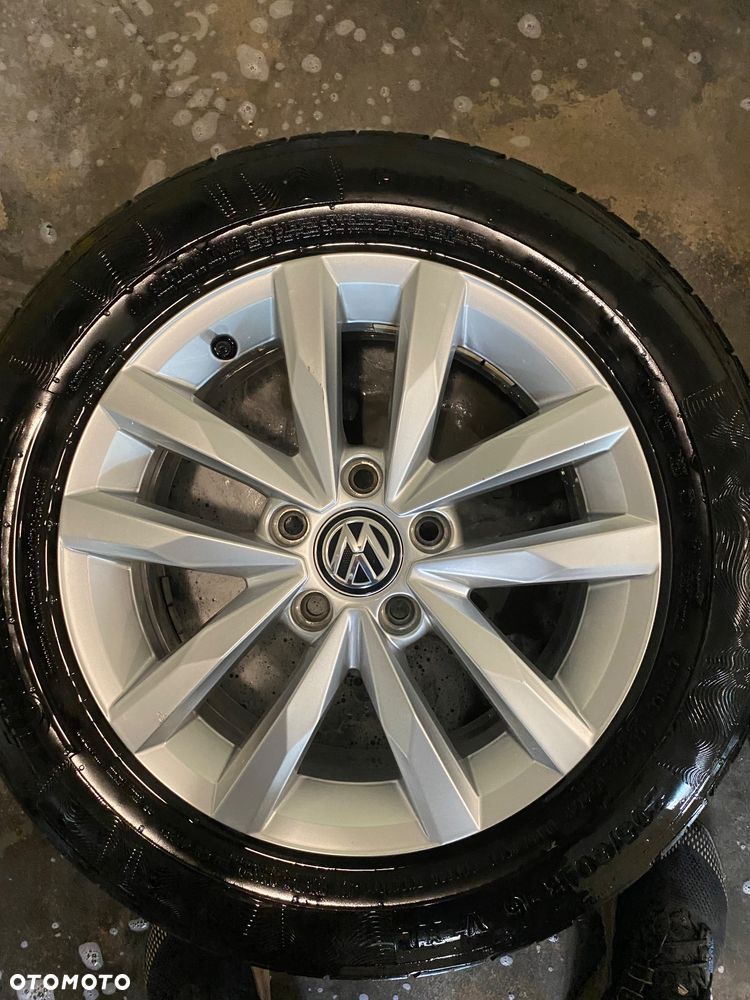 Oryginalne felgi aluminiowe VW Golf VIl 16” 5x112 + opony letnie Continental - 2
