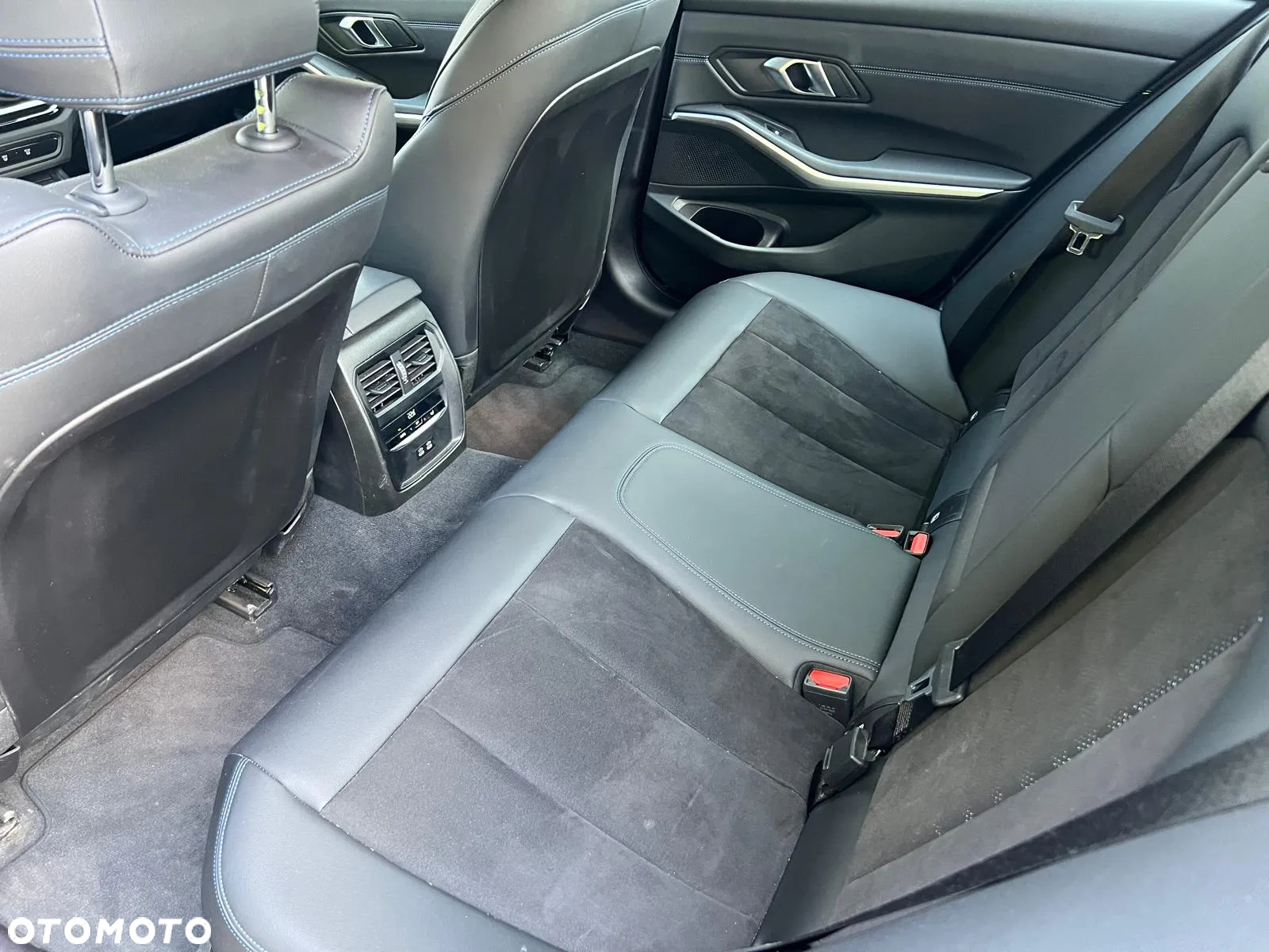BMW Seria 3 318i M Sport sport - 10