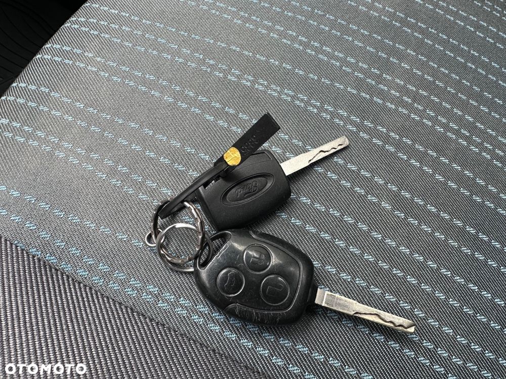 Ford Focus 1.6 Trend - 15