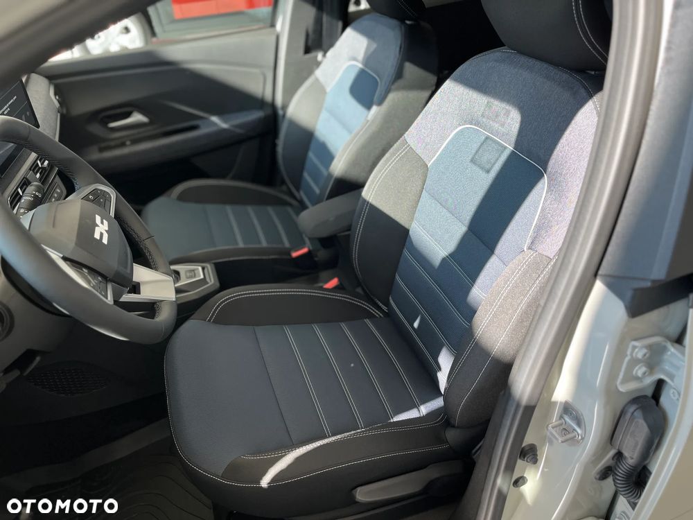 Dacia Jogger 1.8 Full Hybrid 155 Journey MMT - 16