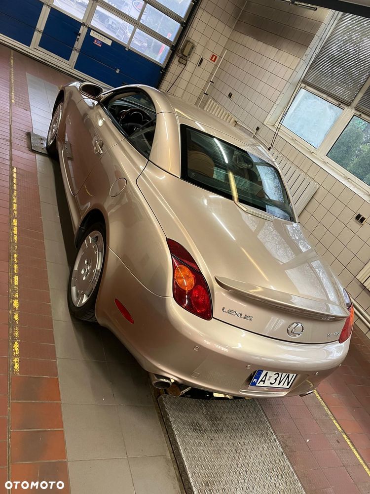 Lexus SC Prestige - 32