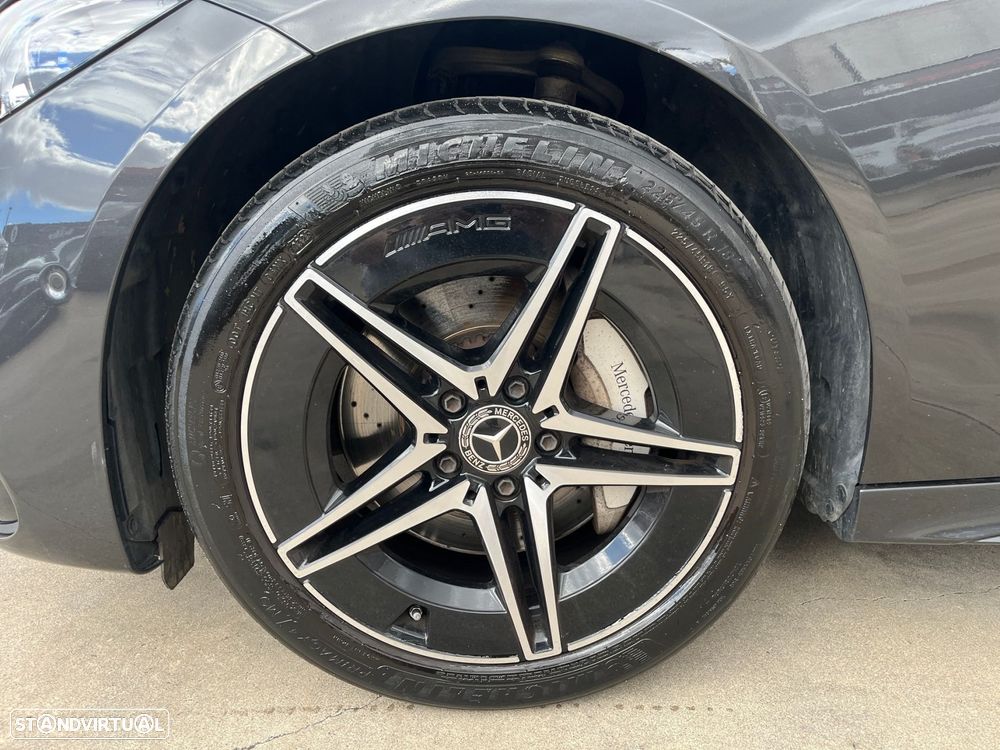 Mercedes-Benz C 300 e T 9G-TRONIC AMG Line - 12