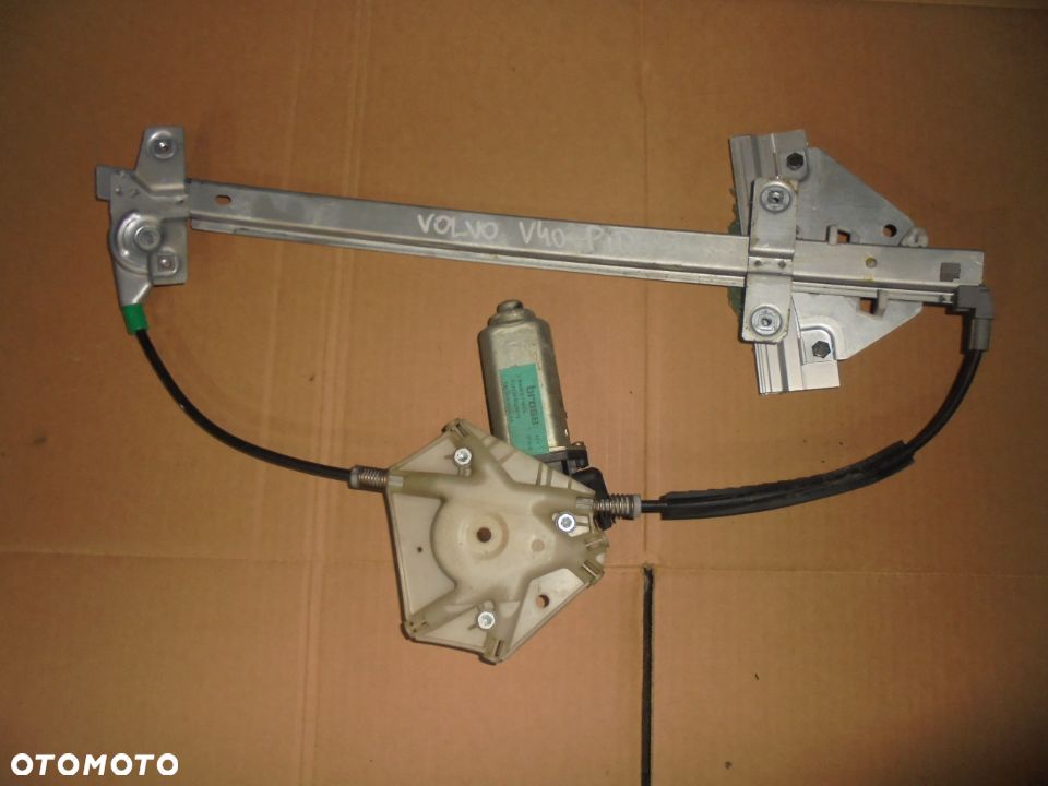 MECHANIZM PODNOSNIK SZYBY PRAWY PRZOD VOLVO V40 - 2