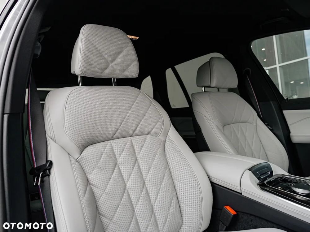 BMW X5 xDrive30d - 13