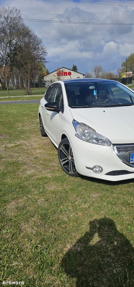 Peugeot 208 82 VTI Allure - 6