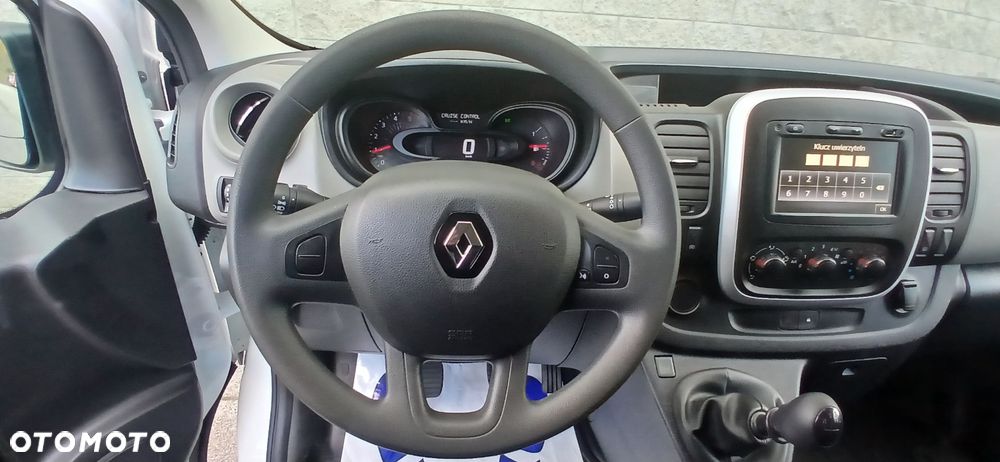 Renault Trafic - 13