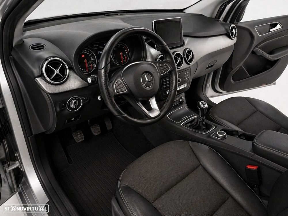 Mercedes-Benz B 180 CDI Urban - 6