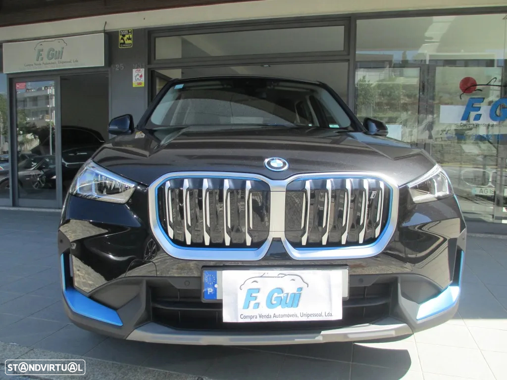 BMW iX1 xDrive30 - 5