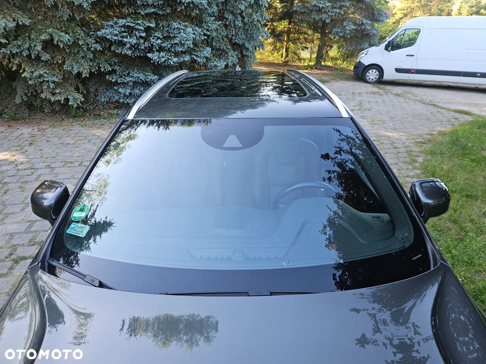 Volvo XC 60 B4 D AWD Essential - 10