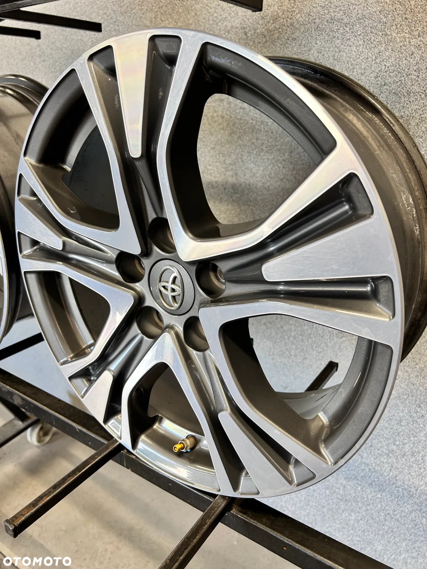 4 FELGI ALU. TOYOTA  RAV 4, AVENSIS 17'' +TPMS  7J ET39 - 13